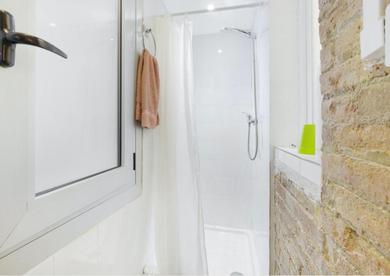 Great Apartment In Sagrada Familia With Balcony Барселона Екстер'єр фото