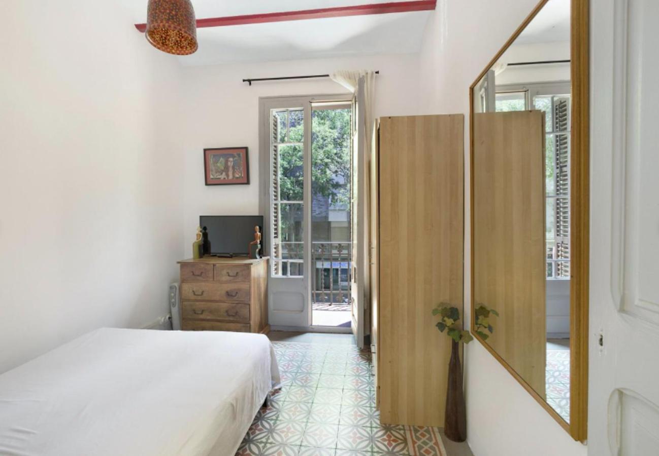 Great Apartment In Sagrada Familia With Balcony Барселона Екстер'єр фото