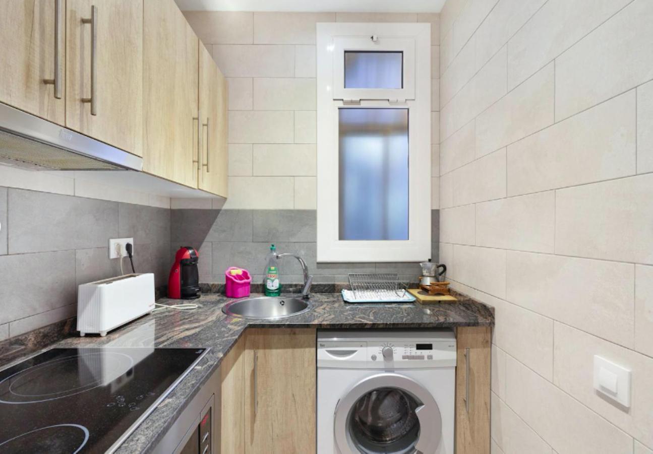 Great Apartment In Sagrada Familia With Balcony Барселона Екстер'єр фото