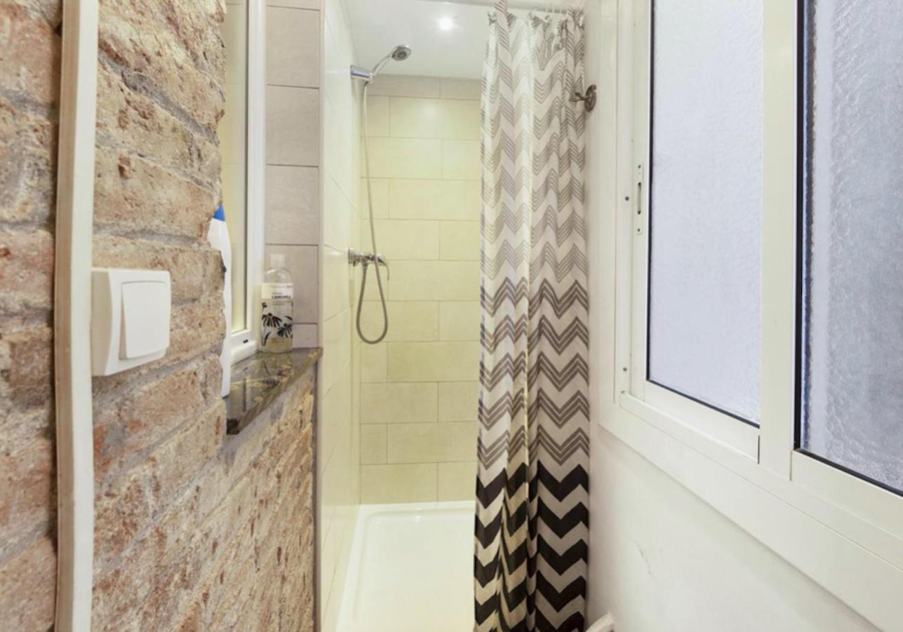 Great Apartment In Sagrada Familia With Balcony Барселона Екстер'єр фото