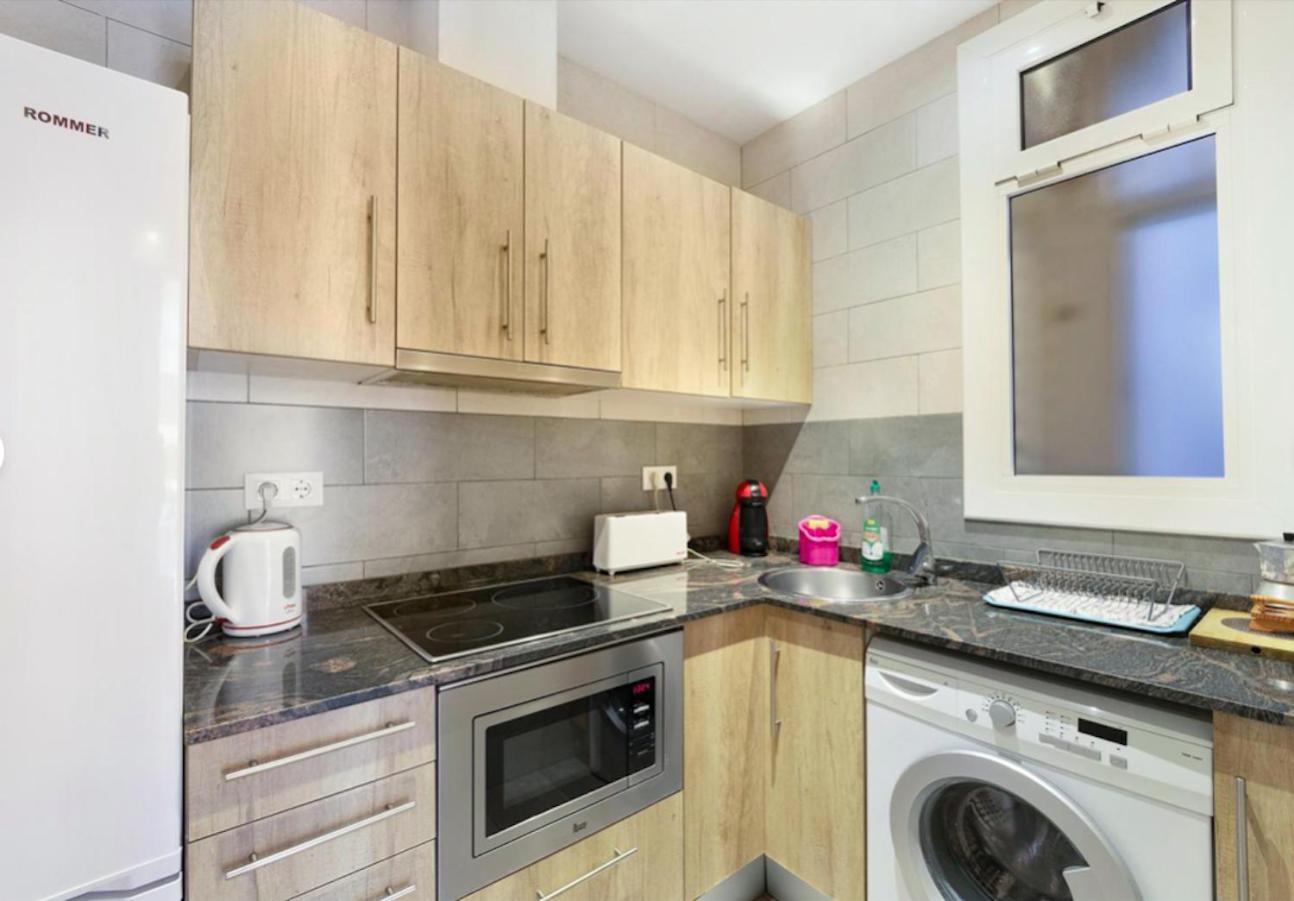 Great Apartment In Sagrada Familia With Balcony Барселона Екстер'єр фото