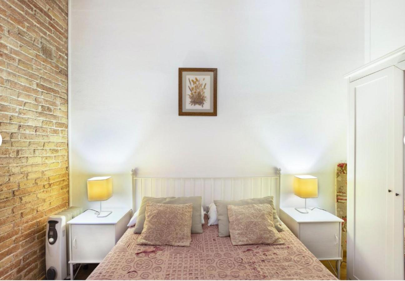 Great Apartment In Sagrada Familia With Balcony Барселона Екстер'єр фото